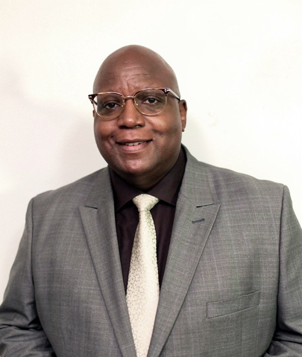 Dr Robert Williams